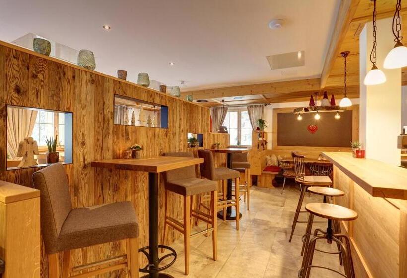 テラス付きジュニアスイート, Kösslerhof