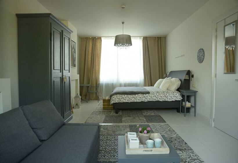 行政房间, Porta Cite