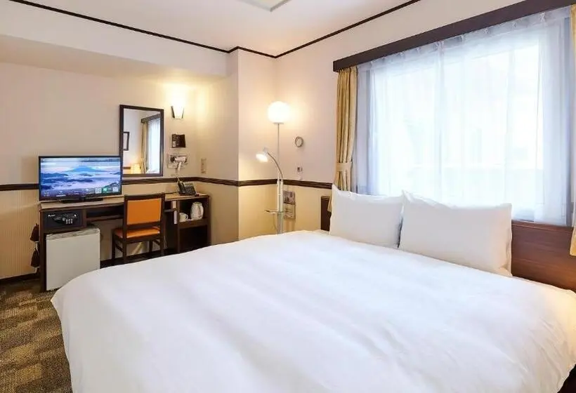 キングサイズベッドのスタンダードルーム, Toyoko Inn Shin-osaka-eki Higashi-guchi