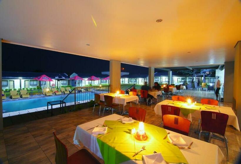 اتاق خانوادگی, Travelodge Kasane
