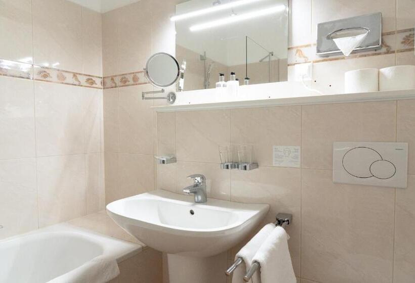 غرفة قياسية, Inselhotel Faakersee