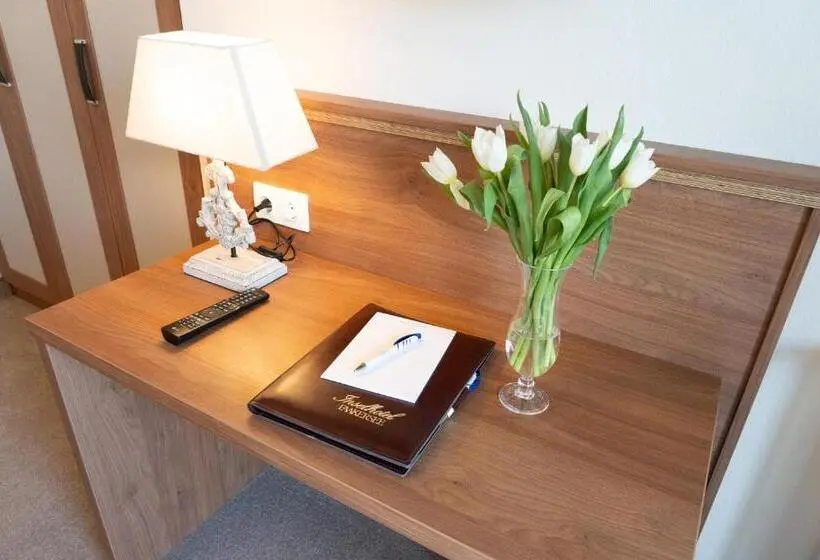 Superior-huone Parveke, Inselhotel Faakersee