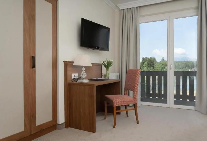 Superior-huone Parveke, Inselhotel Faakersee