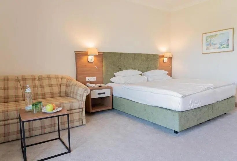 Superior-huone Parveke, Inselhotel Faakersee