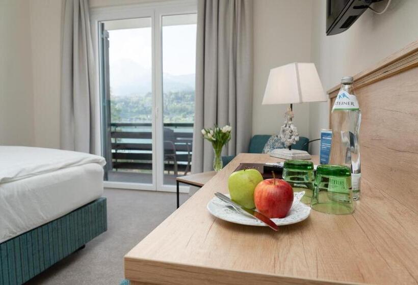 غرفة سوبيريور مزودة بشرفة, Inselhotel Faakersee