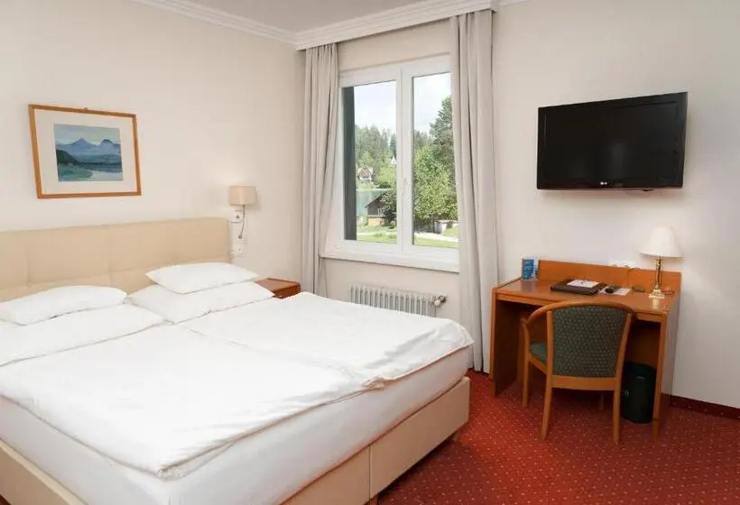 Standard Yhden Hengen Huone, Inselhotel Faakersee
