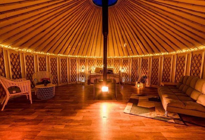 Deluxe Tent, Loughcrew Megalithic Centre   Hostel