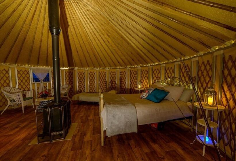 Deluxe Tent, Loughcrew Megalithic Centre   Hostel