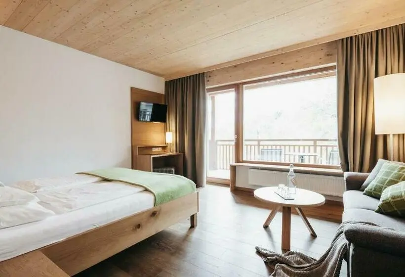 Deluxe-huone Parveke, Naturhotel Bauernhofer