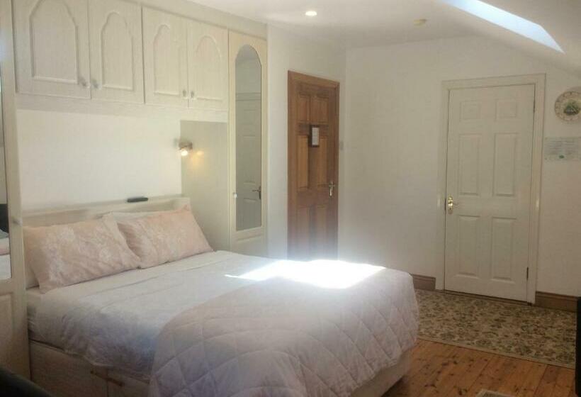 חדר דלוקס, Rosdarrig House