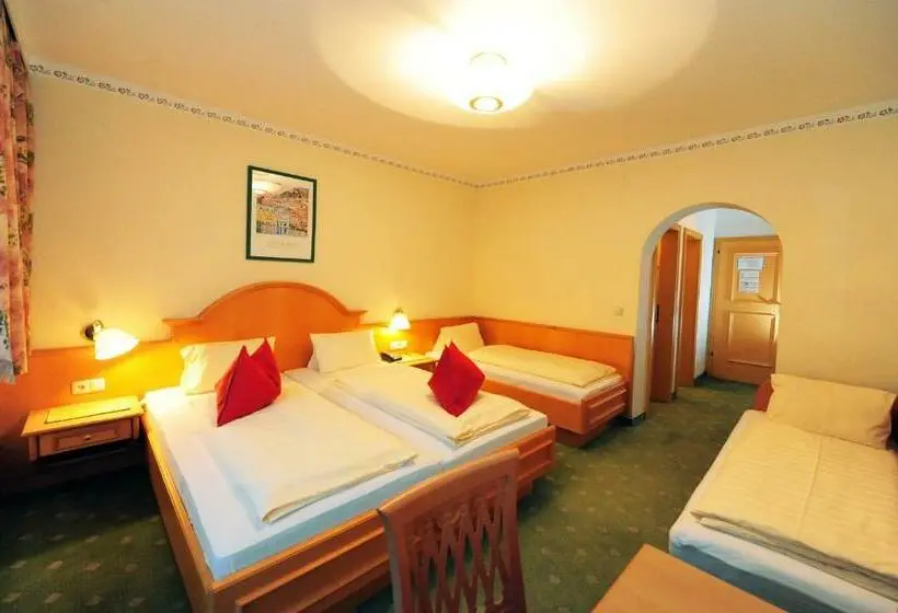اتاق استاندارد چهار تخته, Ski In Ski Out Hotel Unterellmau