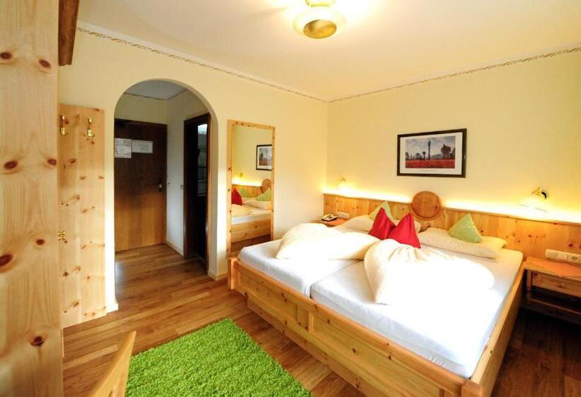 컴포트 룸, Ski In Ski Out Hotel Unterellmau