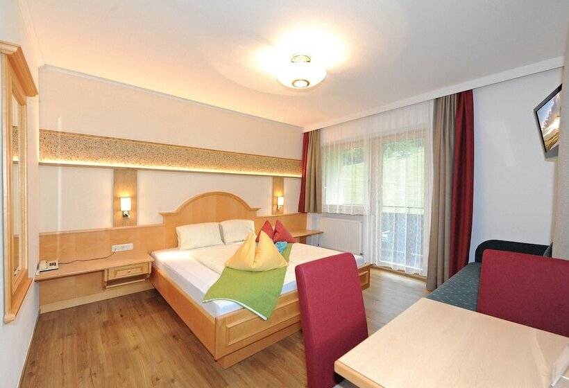 스탠다드 트리플 룸, Ski In Ski Out Hotel Unterellmau