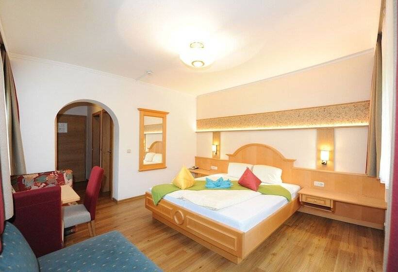 Cameră Triplă Standard, Ski In Ski Out Hotel Unterellmau