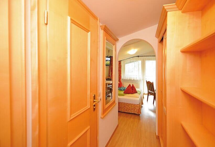 컴포트 룸, Ski In Ski Out Hotel Unterellmau