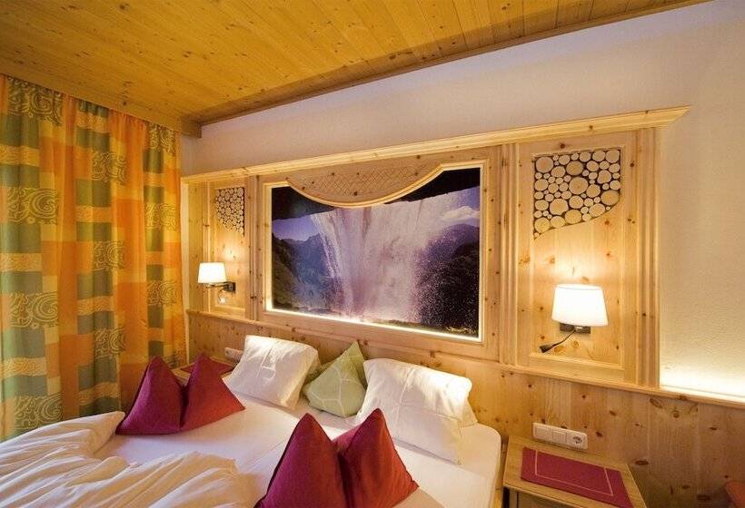 패밀리 룸, Ski In Ski Out Hotel Unterellmau