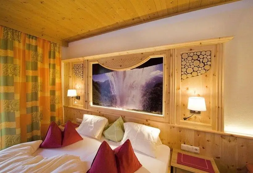 اتاق خانوادگی, Ski In Ski Out Hotel Unterellmau