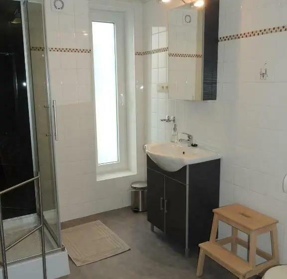 Perhehuone, B&b Die Alte Scheune
