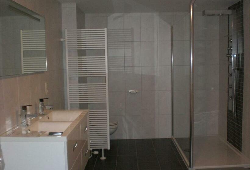 ガーデンビュースタンダードルーム, B&b L Ourthe