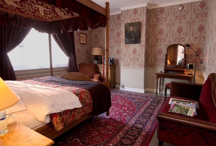 اتاق استاندارد, B&b The Baron