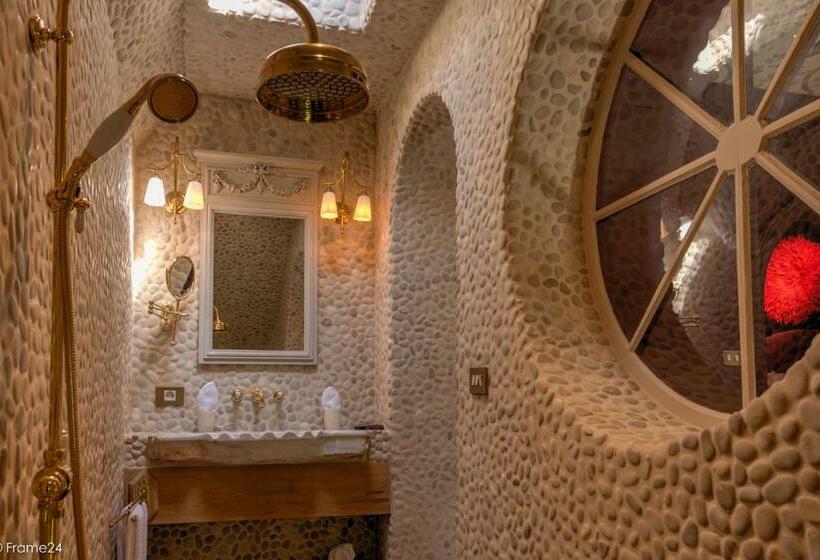 Полулюкс с Видом, Exclusive Suites The Secret Garden