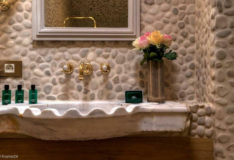 جناح جونيور ذات إطلالة, Exclusive Suites The Secret Garden