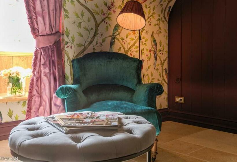 جناح جونيور ذات إطلالة, Exclusive Suites The Secret Garden