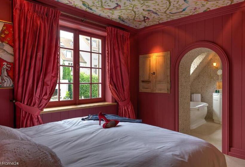 جناح جونيور ذات إطلالة, Exclusive Suites The Secret Garden