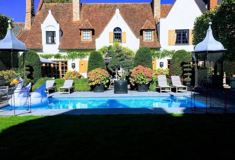 جناح جونيور ذات إطلالة, Exclusive Suites The Secret Garden