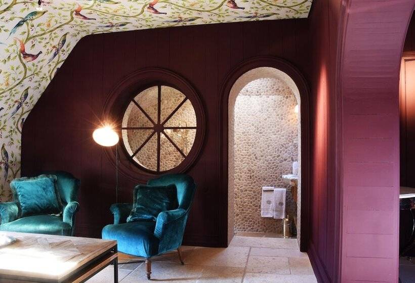 Полулюкс с Видом, Exclusive Suites The Secret Garden