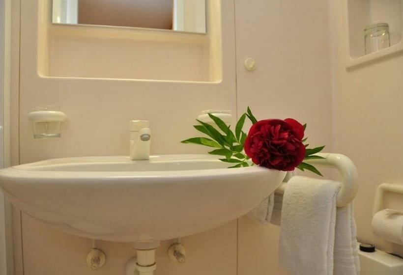 غرفة قياسية رباعية, Gästehaus Bernhard