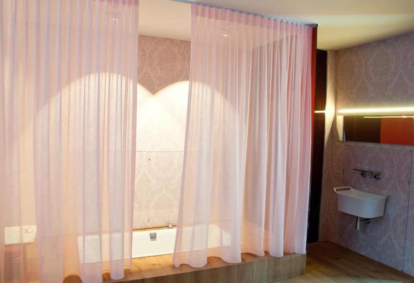 سوییت, Schopenhauer