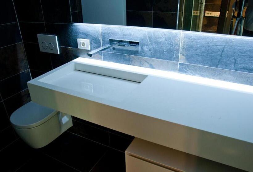 سوییت, Schopenhauer