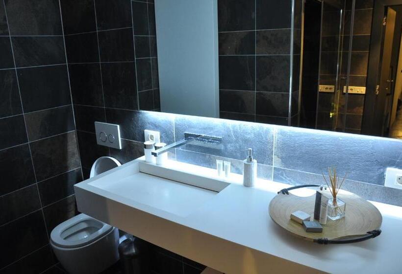 سوییت, Schopenhauer