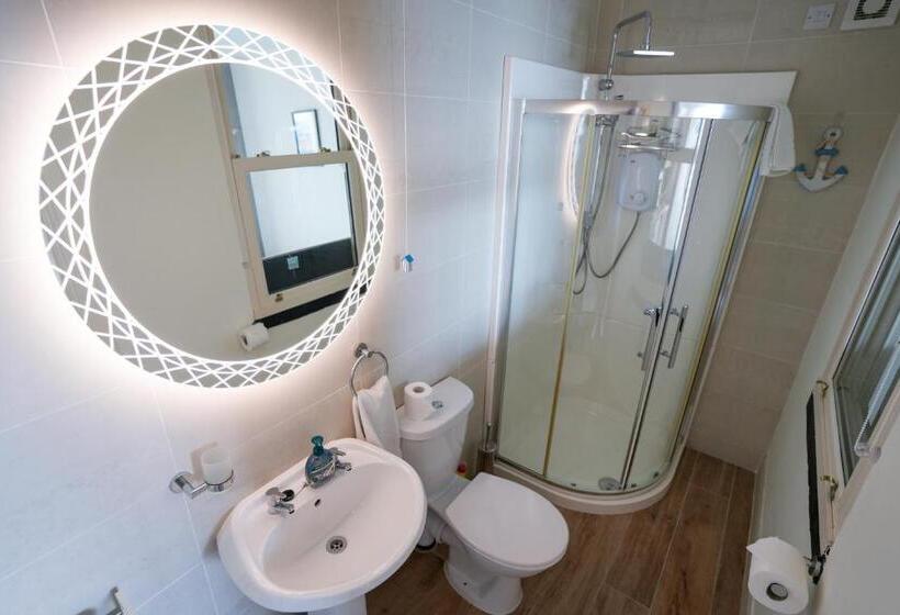 海の見えるスタンダードスタジオ, The Gaslight Inn Holiday Apartments & Licenced Restaurant Rossnowlagh