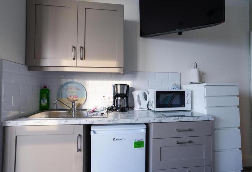 海の見えるスタンダードスタジオ, The Gaslight Inn Holiday Apartments & Licenced Restaurant Rossnowlagh