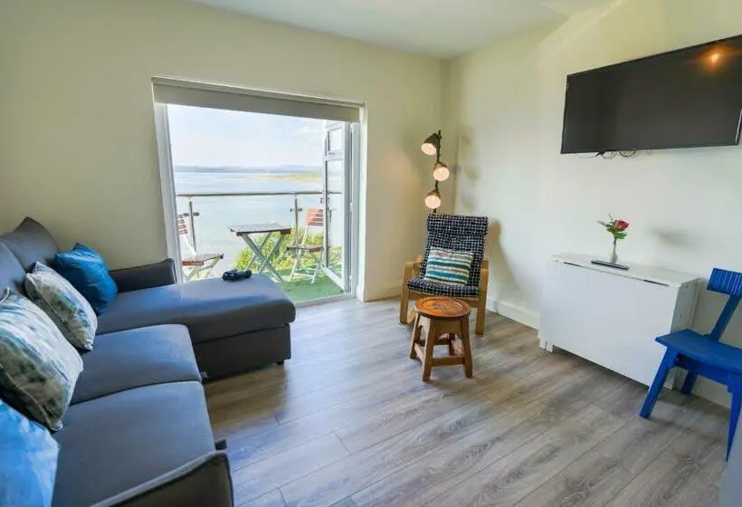 １ベッドルームペントハウスアパート, The Gaslight Inn Holiday Apartments & Licenced Restaurant Rossnowlagh
