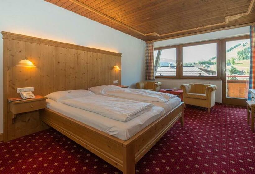 バルコニー付きスタンダードルーム, Bechlwirt