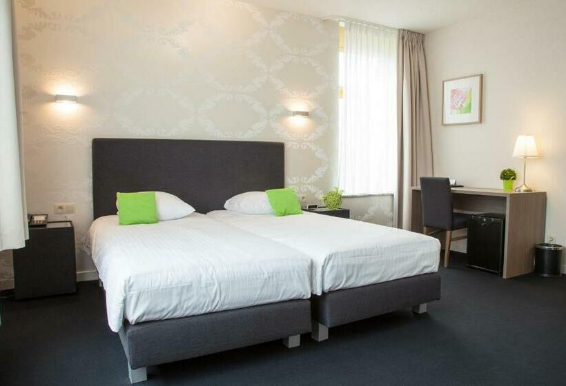 חדר סופריור, Essenza