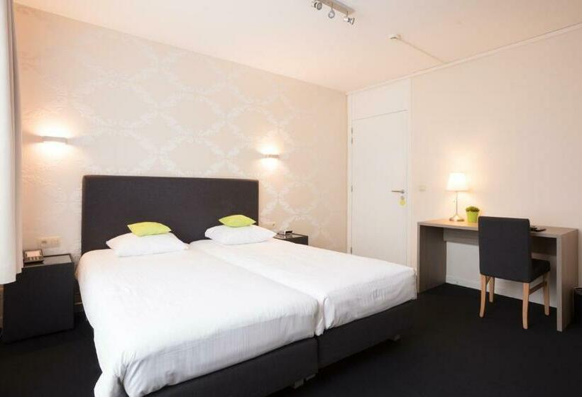 חדר סטנדרט, Essenza