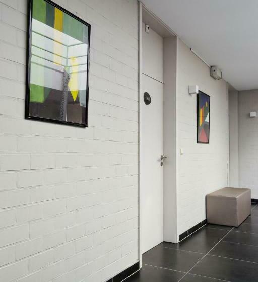 חדר סטנדרט, Essenza