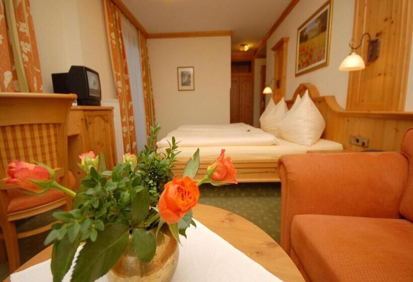 חדר סטנדרט לשלושה, Garni Alpenland