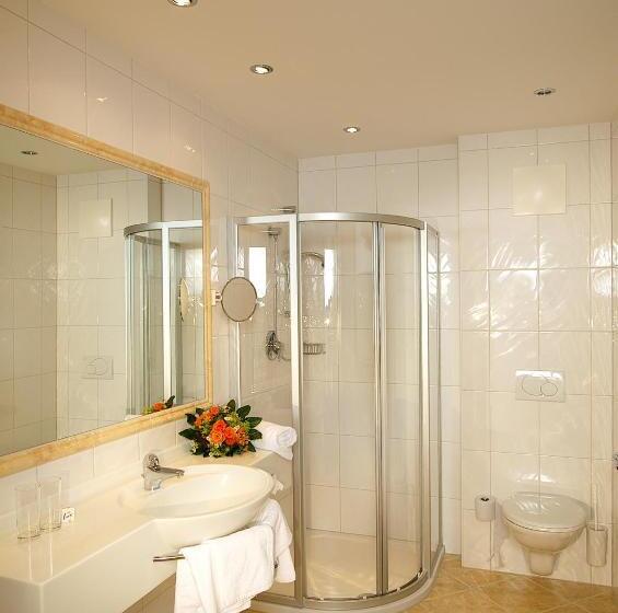 اتاق استاندارد چهار تخته, Garni Alpenland