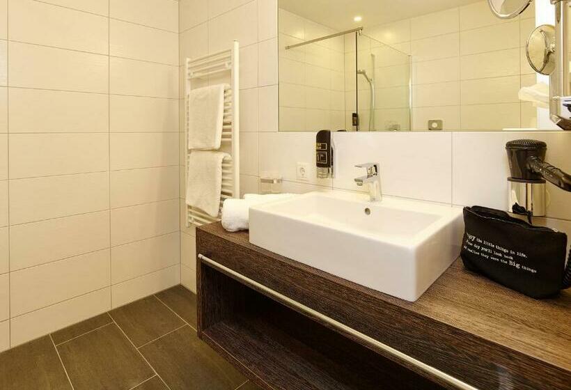 דירת חדר, Garni Kristall