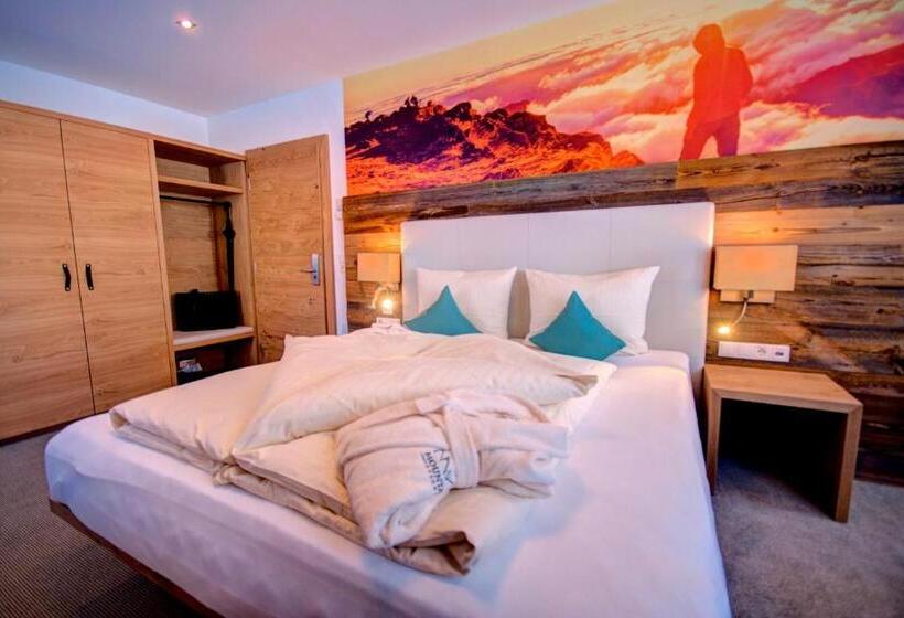 Classic room with balcony, Mountain Resort M&m