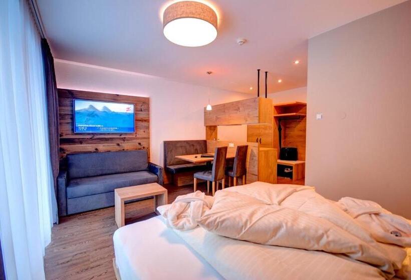 带观景的标准工作室, Mountain Resort M&m