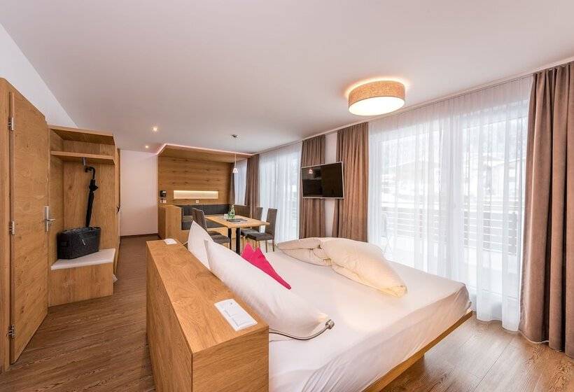 高级工作室, Mountain Resort M&m