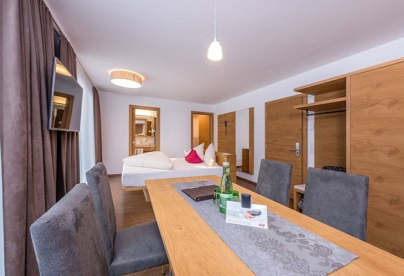 高级工作室, Mountain Resort M&m