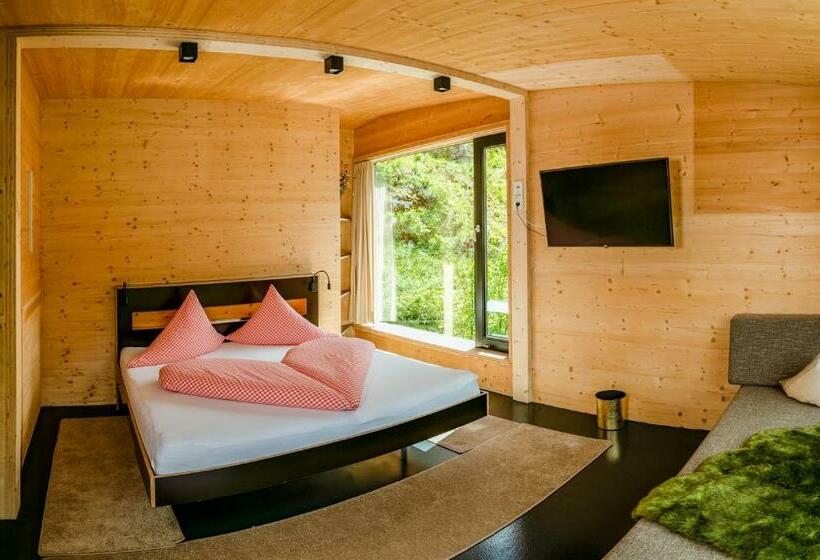 Deluxe Kolmen Hengen Huone, Refugio Laudegg