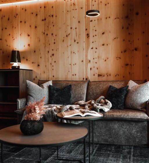 جناح جونيور, Sportresidenz Zillertal   4 Sterne Superior